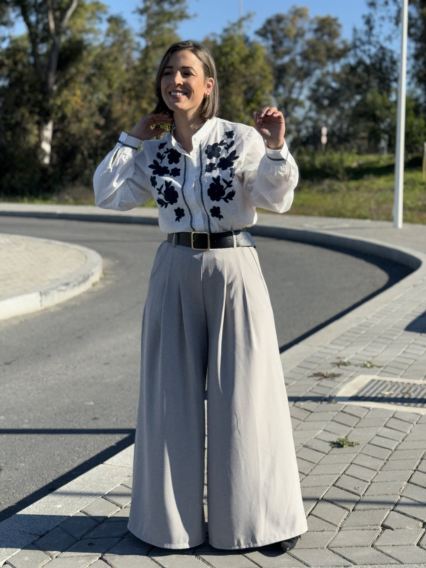 Pantalón Pata o Pierna Ancha con Cinturón