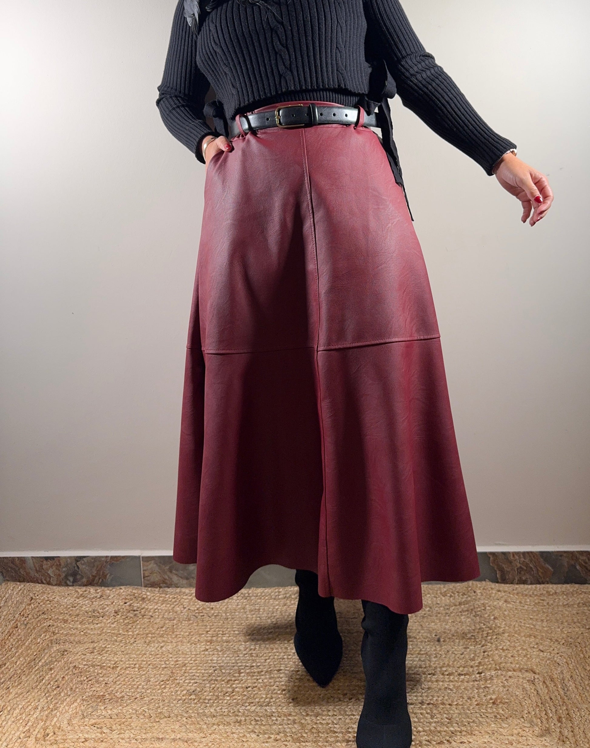 Falda Polipiel Burdeos